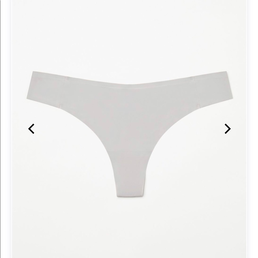 NWT Fabletics No Show Thong - M